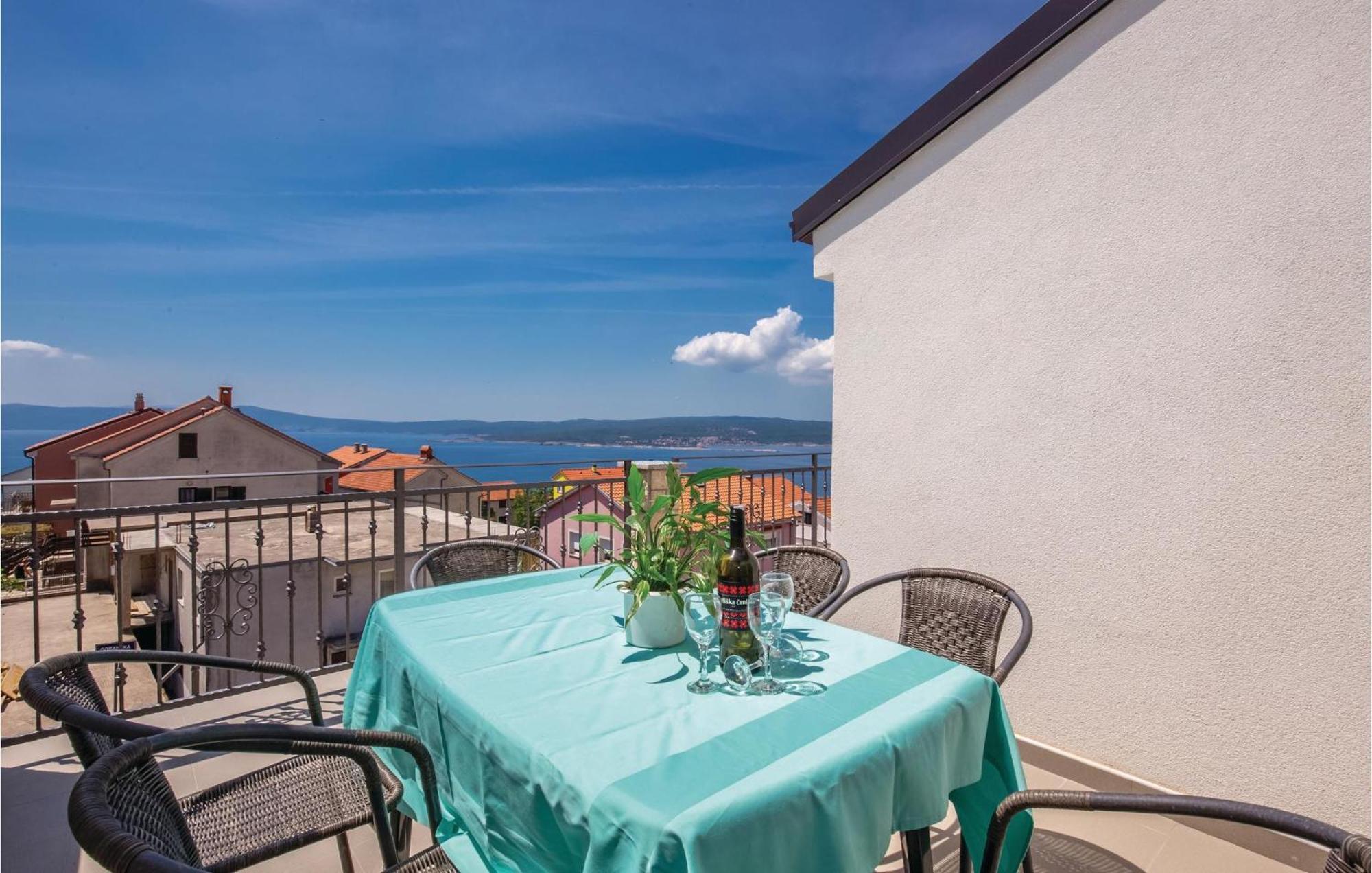 Nice Apartment In Crikvenica With Wifi Zewnętrze zdjęcie