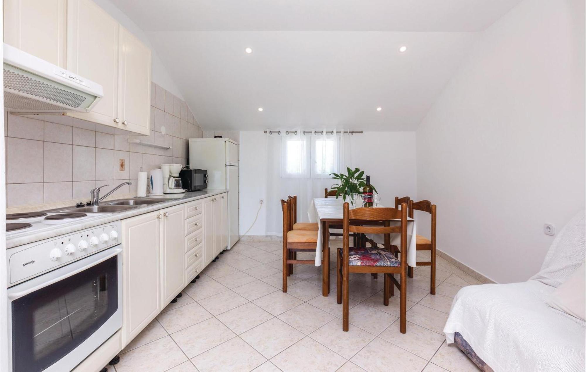 Nice Apartment In Crikvenica With Wifi Zewnętrze zdjęcie