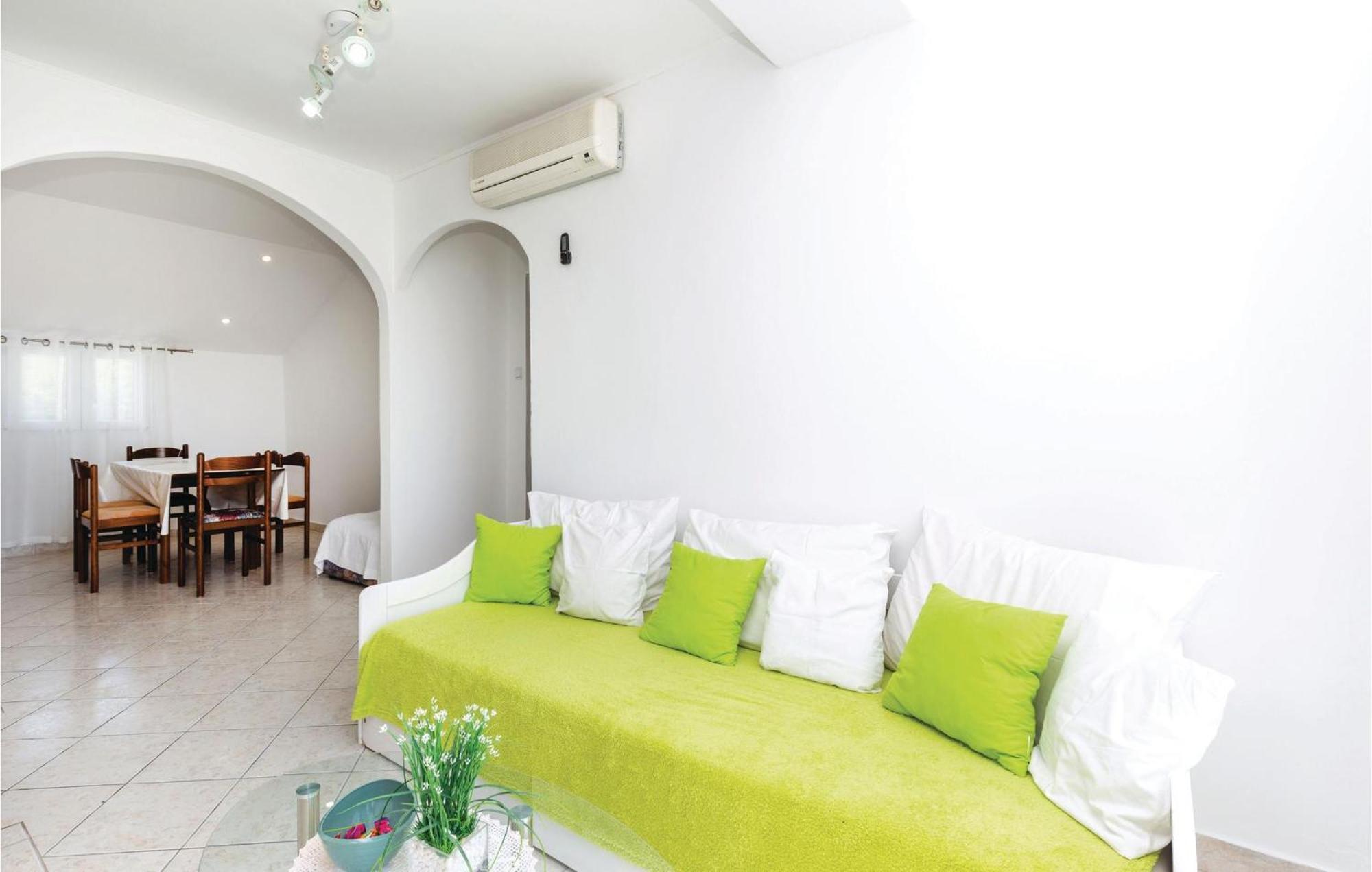 Nice Apartment In Crikvenica With Wifi Zewnętrze zdjęcie