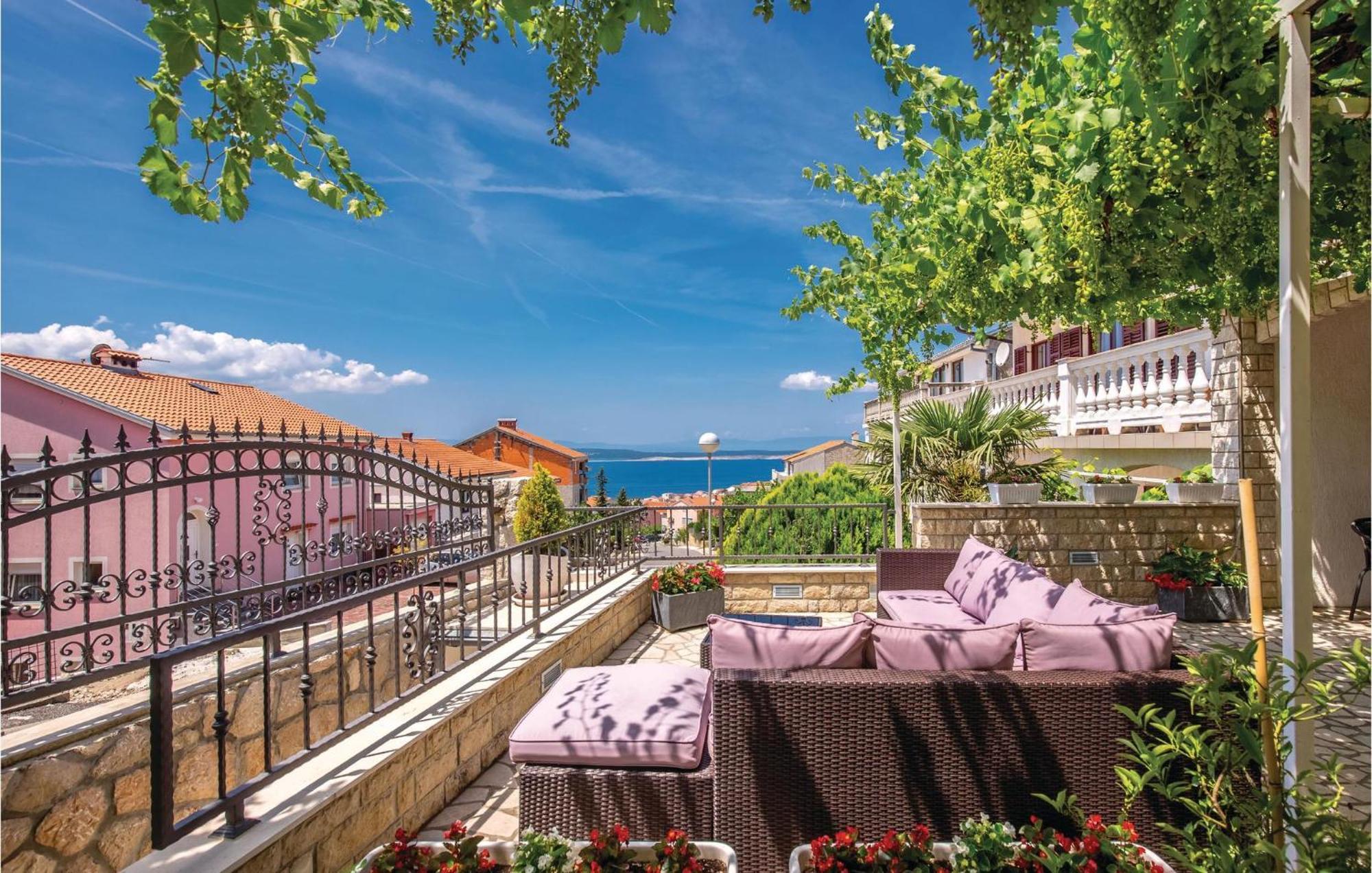 Nice Apartment In Crikvenica With Wifi Zewnętrze zdjęcie
