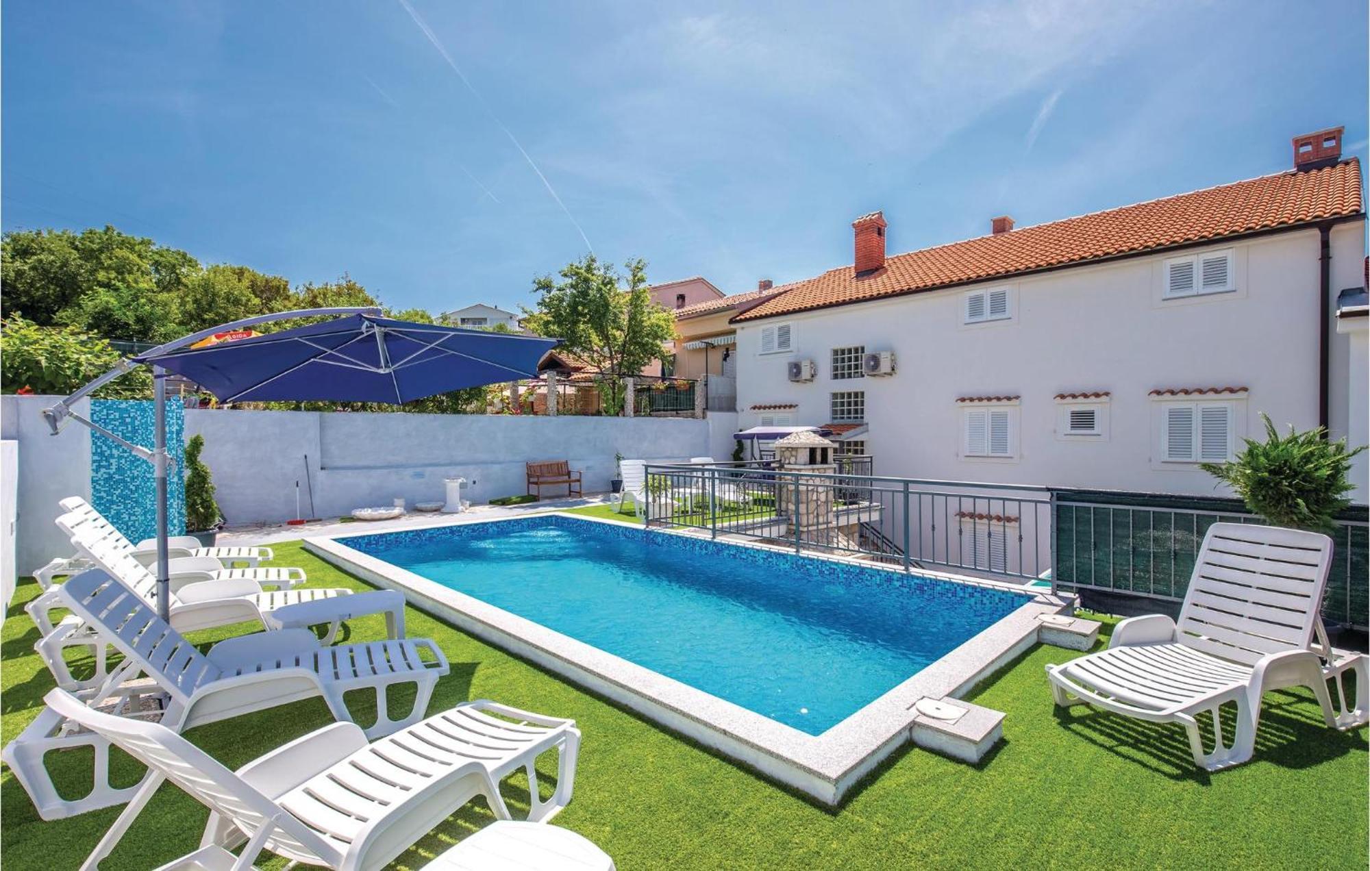 Nice Apartment In Crikvenica With Wifi Zewnętrze zdjęcie