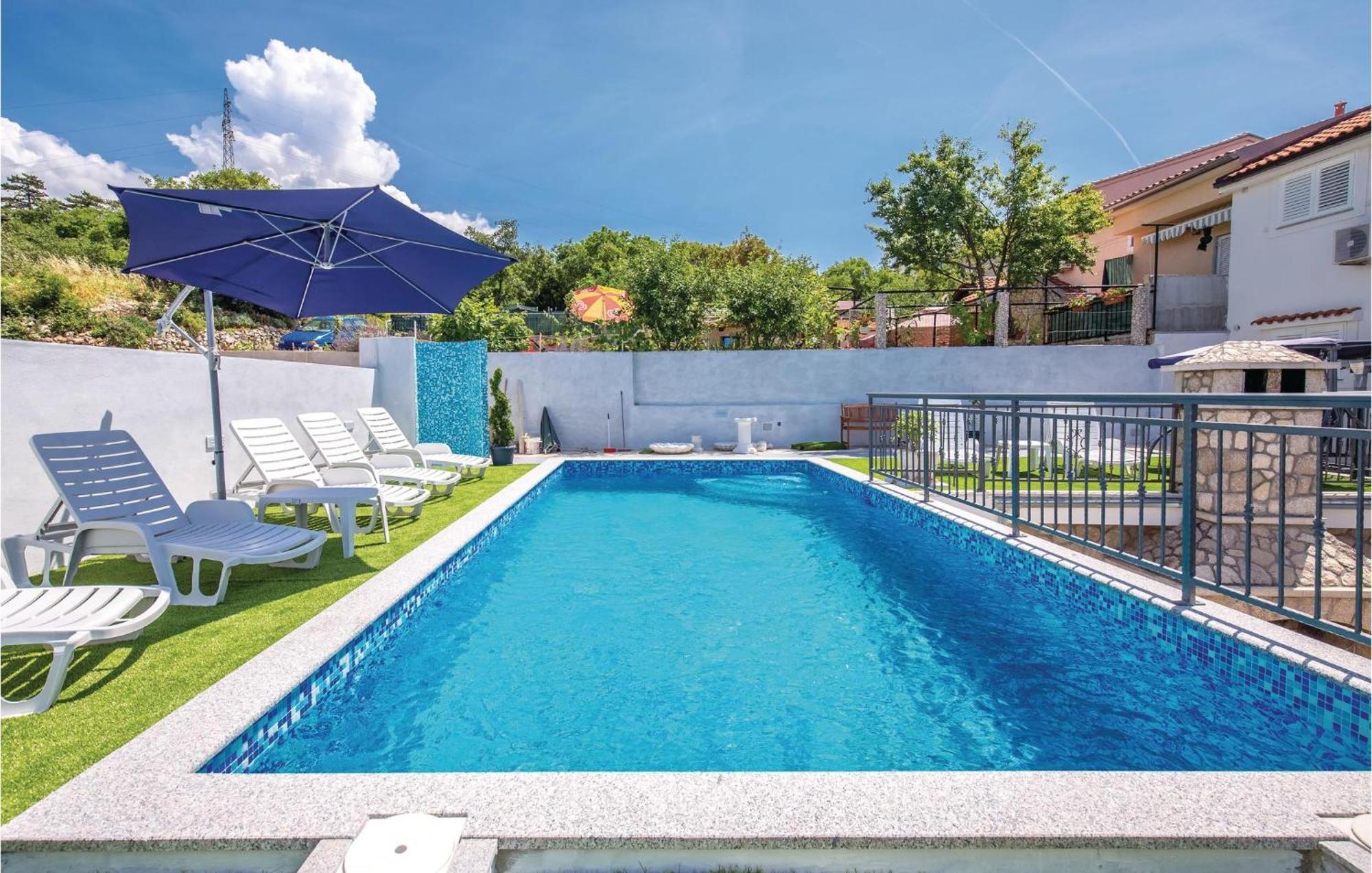 Nice Apartment In Crikvenica With Wifi Zewnętrze zdjęcie