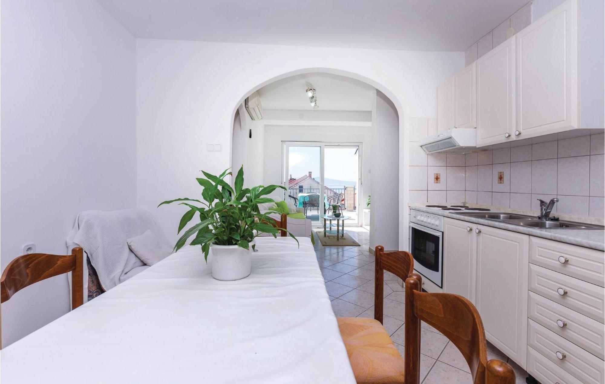 Nice Apartment In Crikvenica With Wifi Zewnętrze zdjęcie